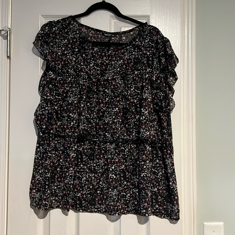 Women’s Shein Curve blouse. Size 2XL.